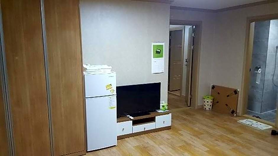 THE 1st Andong Hostel