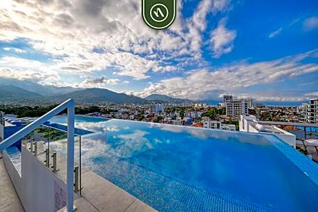 Great Design 1BR Condo - Rooftop pool