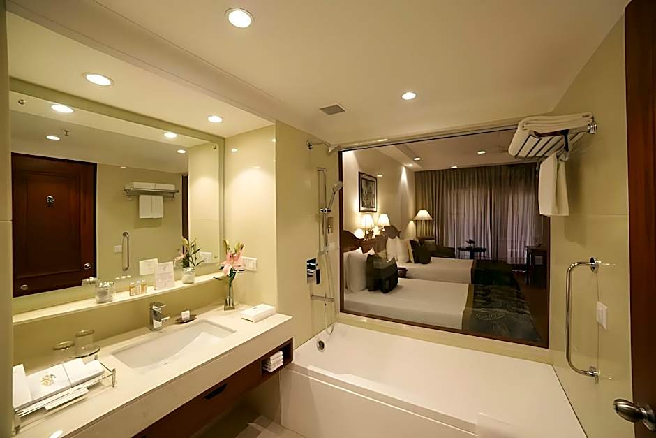 Jaypee Palace Hotel & International Convention Centre