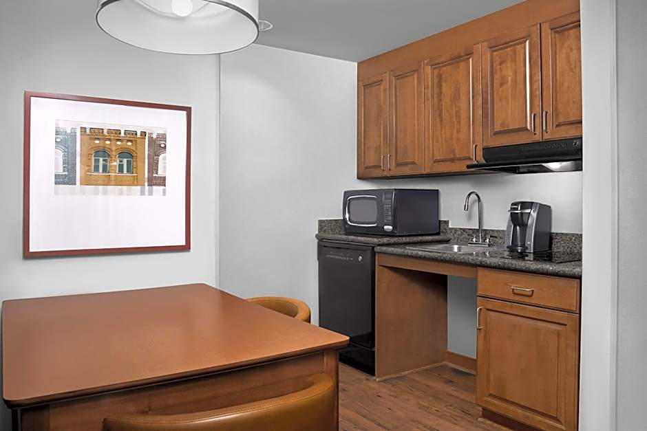 Homewood Suites By Hilton Omaha-Downtown