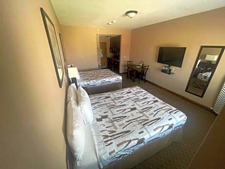 Standard Double Suite