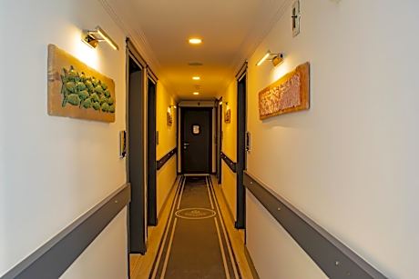 Family Room with Sea View