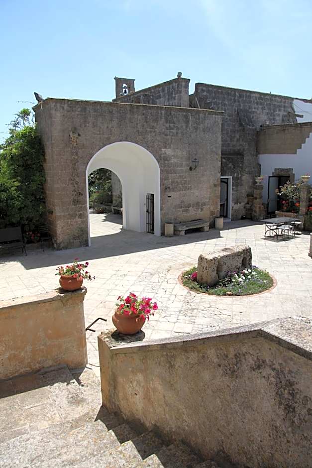 RELAIS MASSERIA CASINA DEI CARI