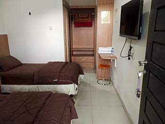 RedDoorz @ Avros Guest House Medan