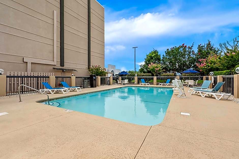 Comfort Inn University