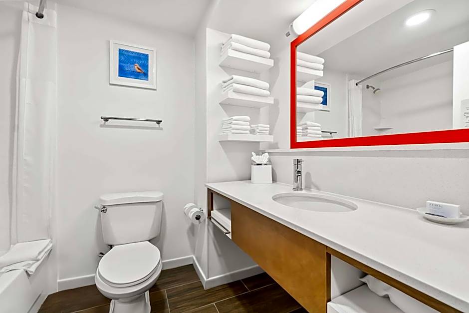 Hampton Inn By Hilton Jonesboro