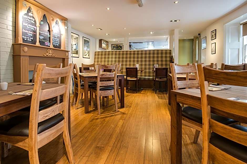 Queenshead Hotel Kelso