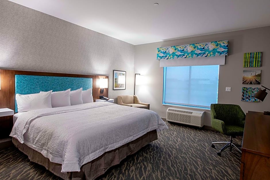 Hampton Inn By Hilton & Suites Duncanville Dallas, TX