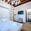 Rialto Suite 707