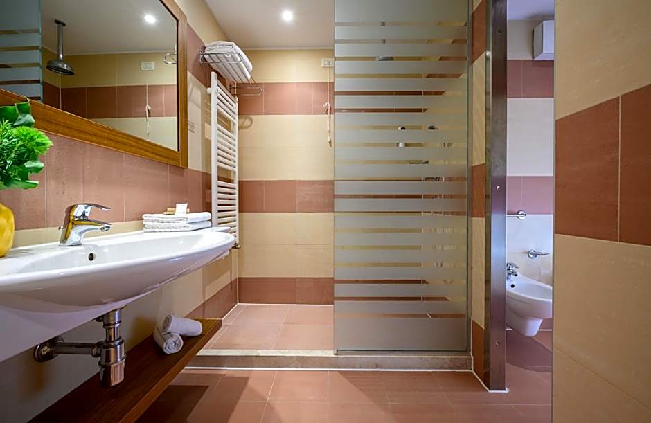 Leonardo Hotel Lago di Garda - Wellness and Spa