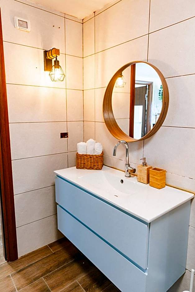 שיח מדבר לינה בנגב Burning Bush Negev