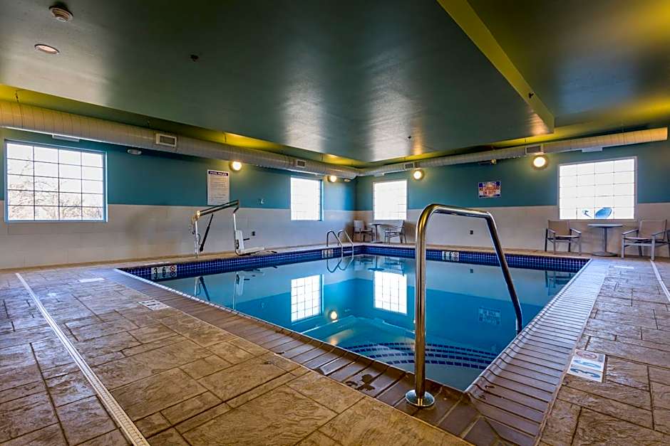Holiday Inn Express Hotel & Suites Reading By IHG