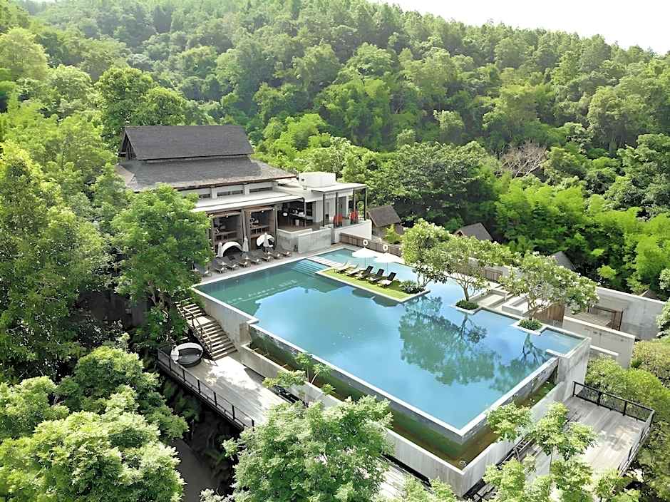 Veranda High Residence