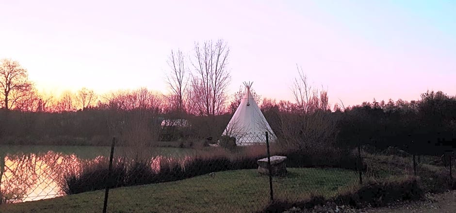 Shanti Lac Cabanes gîtes insolites et espace bien-être Bordeaux