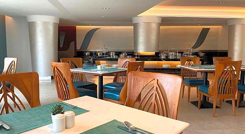 The Oceanic Sportel Phuket - SHA Extra Plus