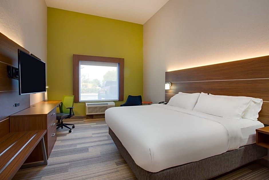 Holiday Inn Express Hotel & Suites Tampa-Fairgrounds-Casino By IHG