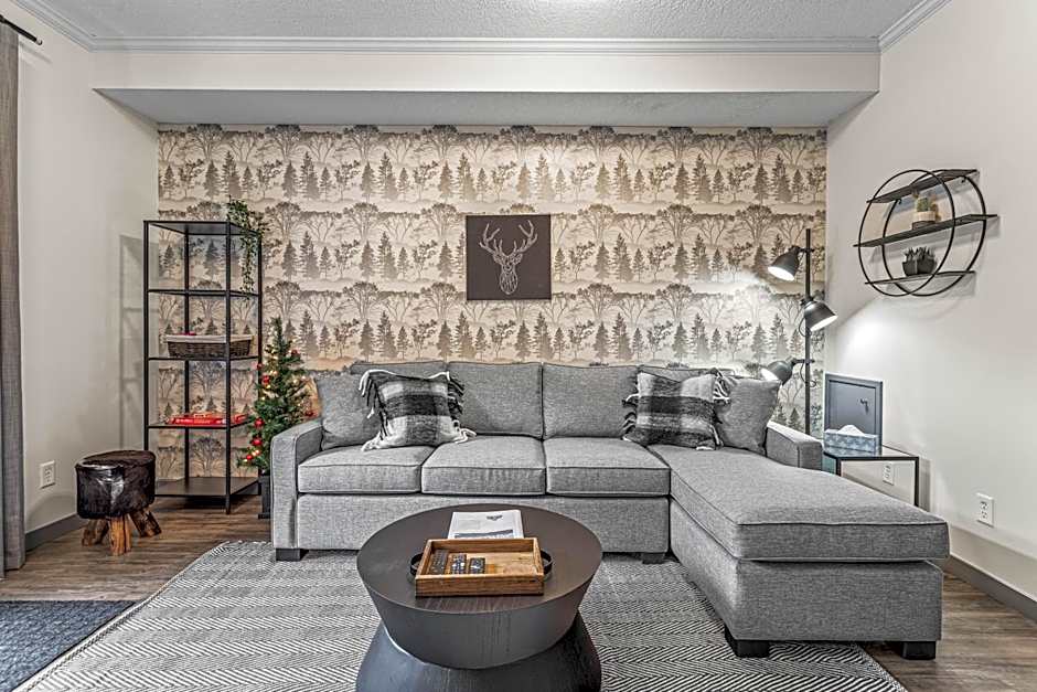 Mystic Chalet managed by Little Sister Getaways