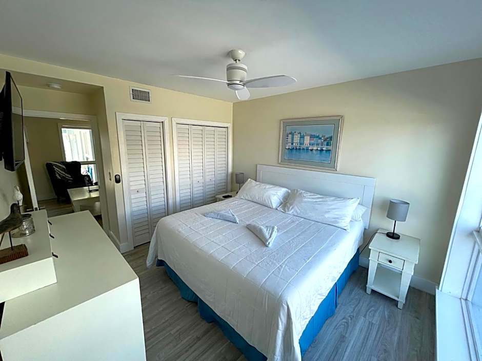 Shore View Hotel