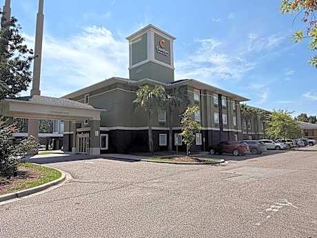 Comfort Inn & Suites Charleston Airport Convention Center