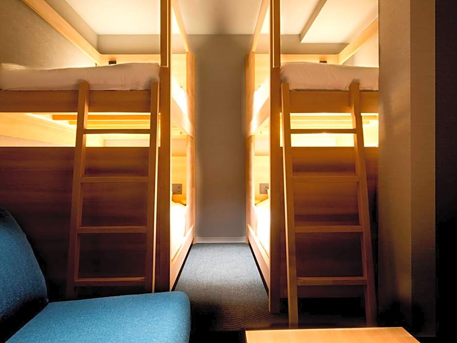 ALPHABED INN Takamatsuekimae