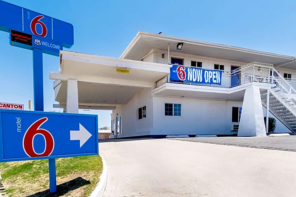 Motel 6-Barstow, CA - Route 66