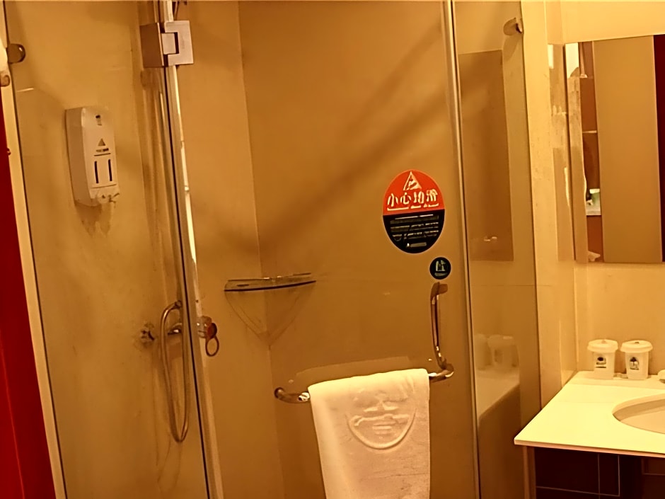 GreenTree Inn Changshu Fangta Park Pedestrian Street Business Hotel