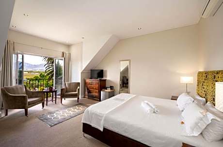 Luxury Double Room with Garden View