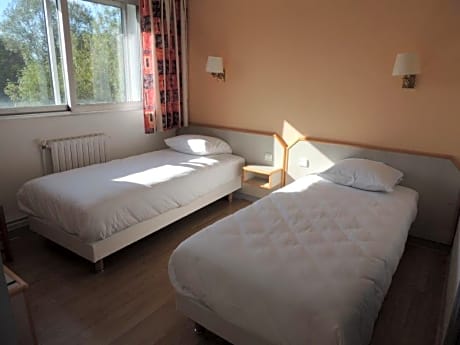 2 Beds
