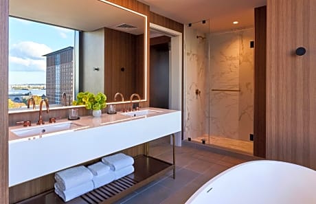 Suite Patron Junior 1 King Bed