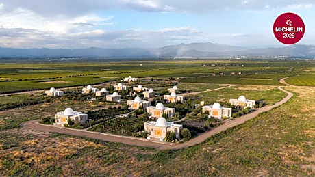 Chozos Resort