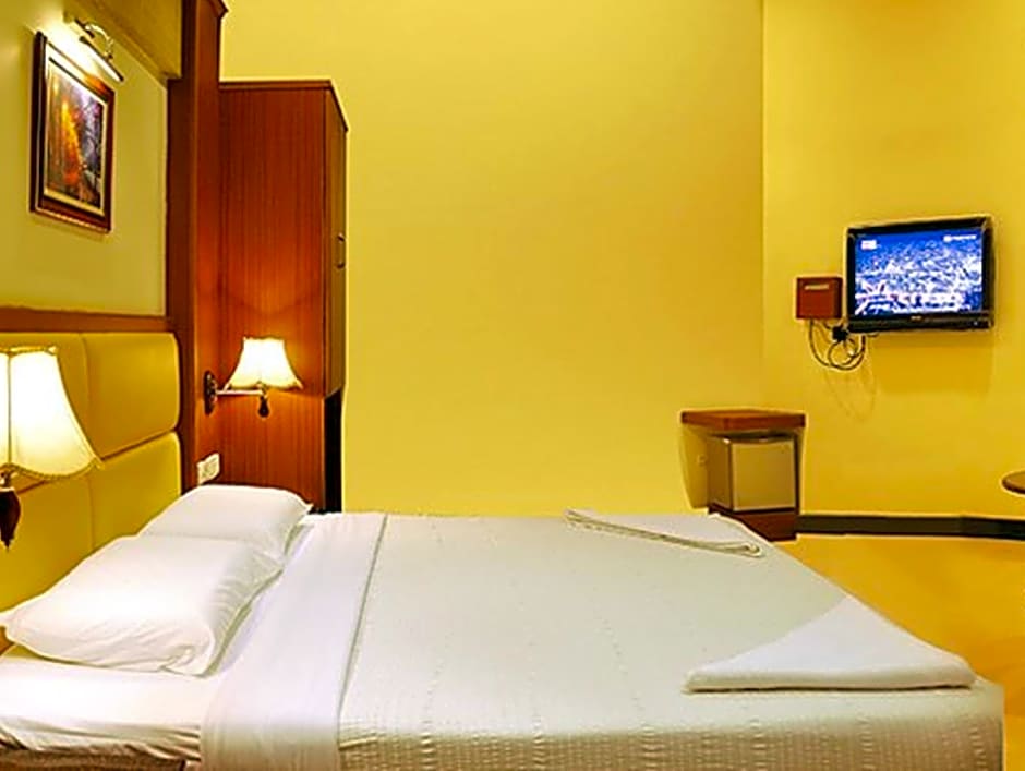 Hotel Arasan Sapthagiri