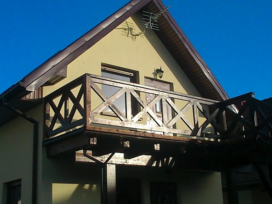 Domki letniskowe,apartamenty Wczasowa 8a