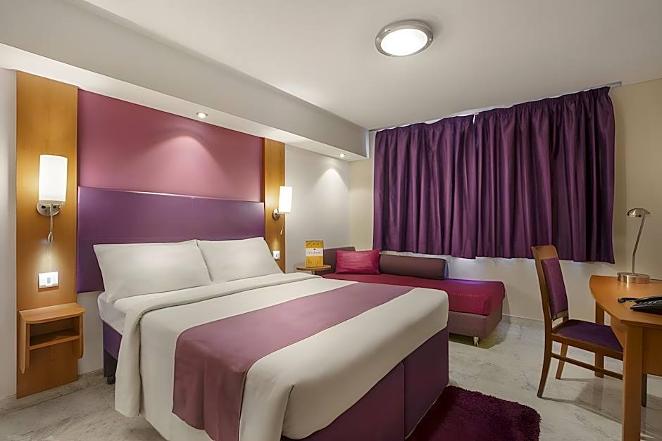 Caspia Hotel New Delhi Shalimar Bagh
