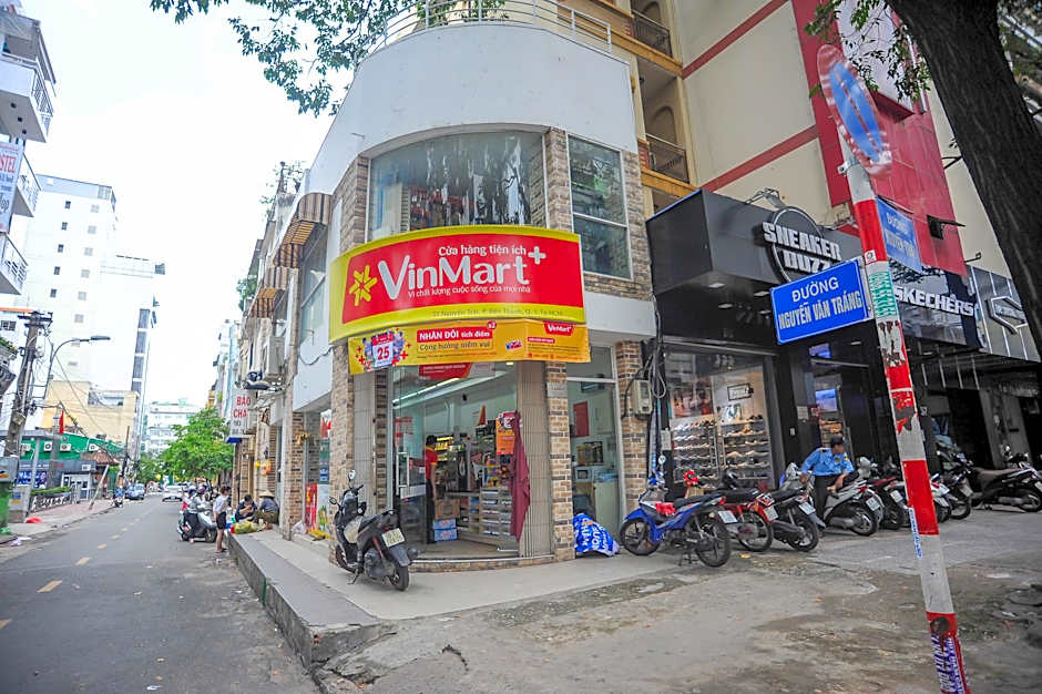 My Anh 120 Central Saigon Hotel Ben Thanh Market