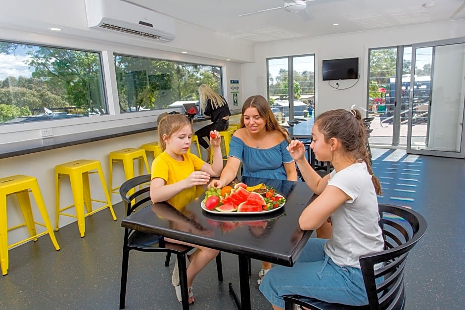 BIG4 Melbourne Holiday Park