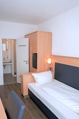 Economy Single Room