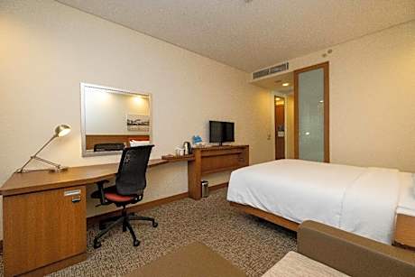 Family Connecting Rooms