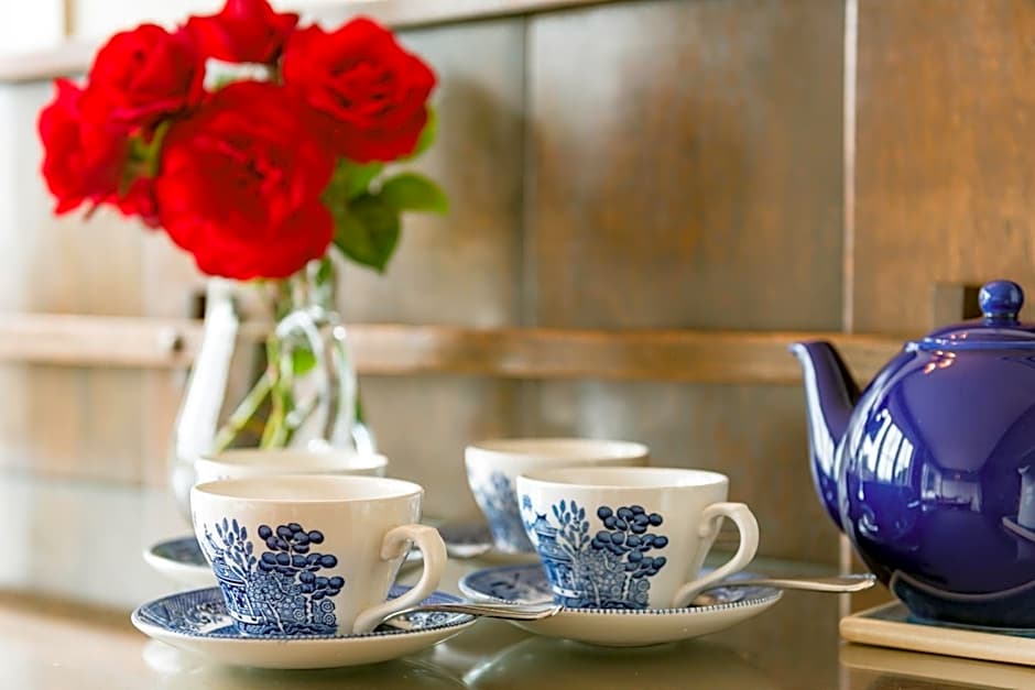 Arcadia Lodge Russell