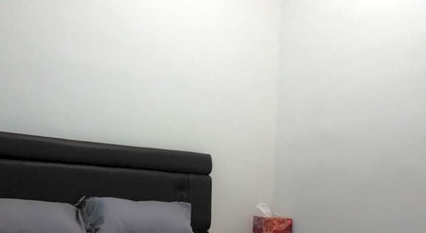 Moon Eleven Hostel Airport Transit - KLIA