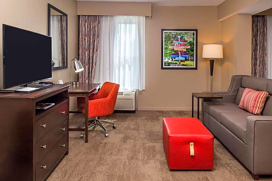Hampton Inn & Suites Charlotte-Arrowood Rd.