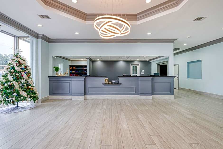 Hotel Elev8