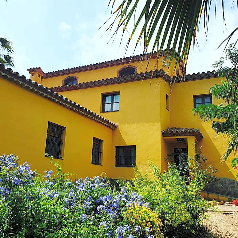 Masia Castellvi B&B