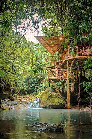 Treehouse de Valentine