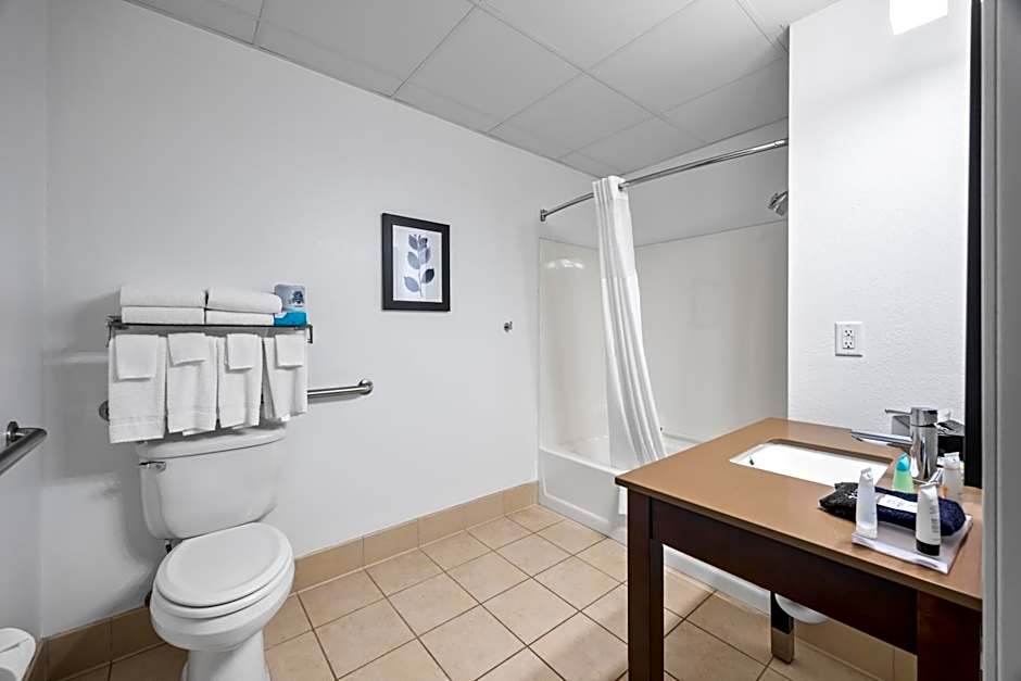 Independence Stay Hotel & Suites