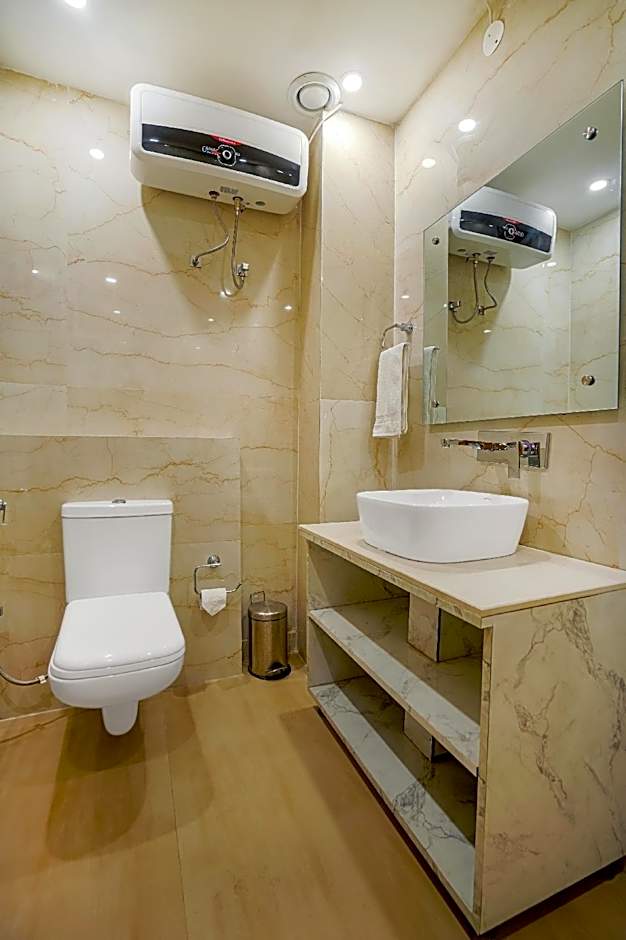 HOTEL SKY VIEW - Zirakpur, Chandigarh