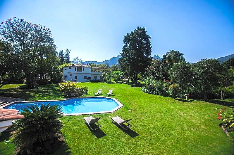Casa Flor de Mayo