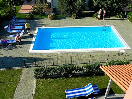 One-Bedroom Apartment with Private Garden