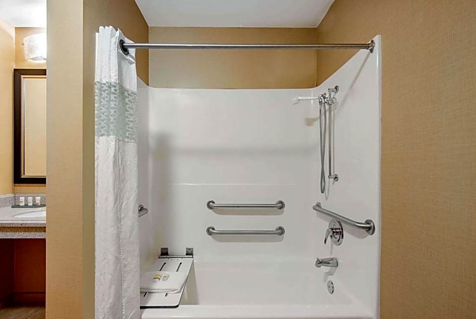 La Quinta by Wyndham Bel Air I-95 Exit 77A