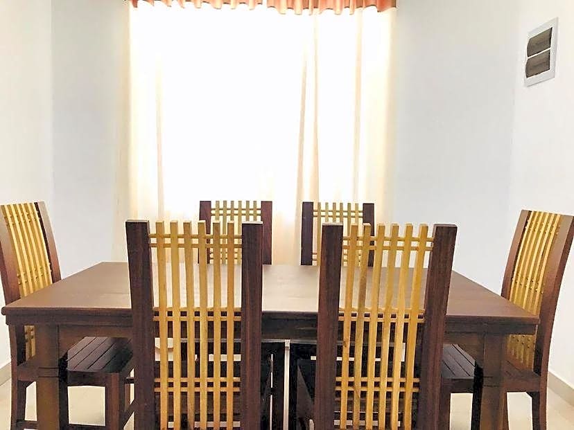 Royal White Tourist Rest