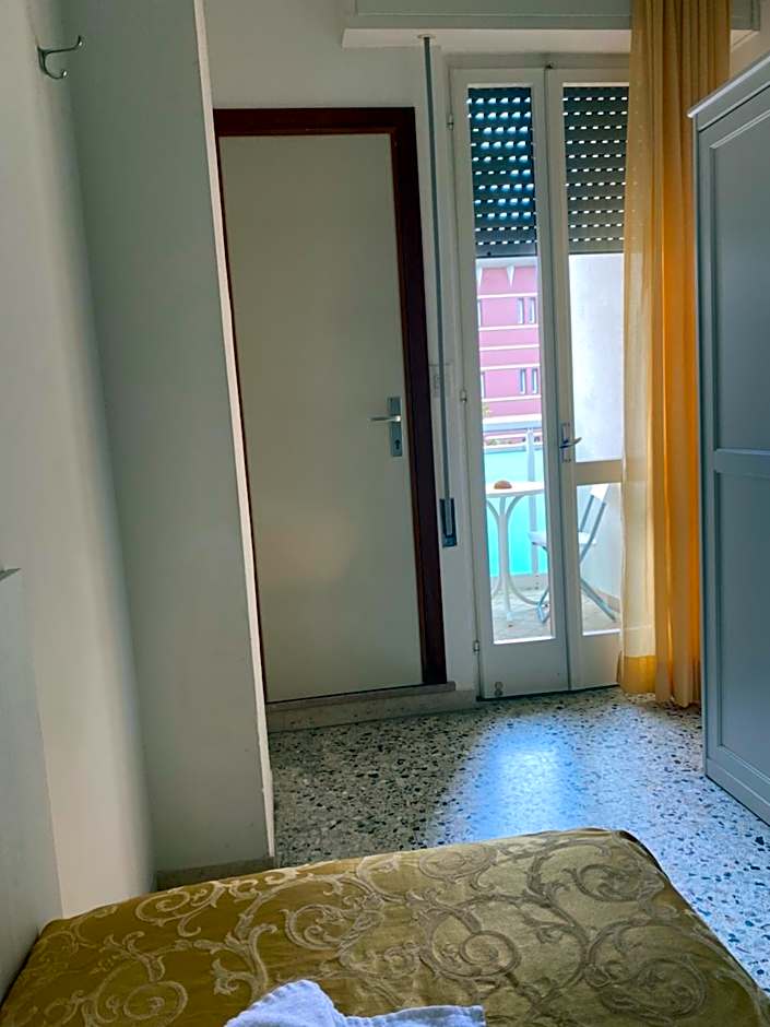 Hotel Modenese